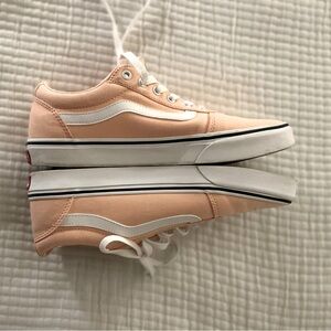 Vans Ward Low Top Tropical Peach Pink Sneaker NEW Women's Size 10
